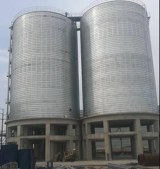 新青镀锌卷板仓